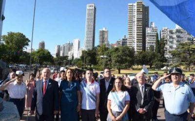 Convocan a «repensar el federalismo» en acto por la Bandera