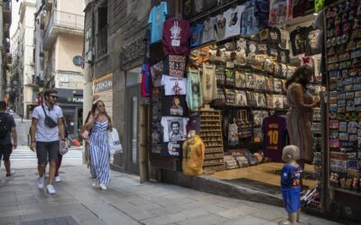 Pandemia: Gobierno catalán admitió que el 30 % de sus comercios no abrirán