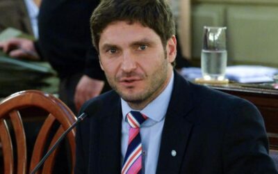 «Perotti tiene que reclamarle a Nación la deuda de 100.000 millones de pesos»