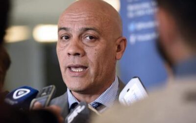 Ponce Asahad: Unánimemente los legisladores suspendieron al fiscal por 180 días