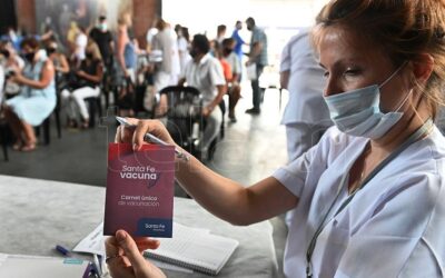 El programa de vacunación contra Covid-19 se acelera en el país con la llegada de miles de vacunas