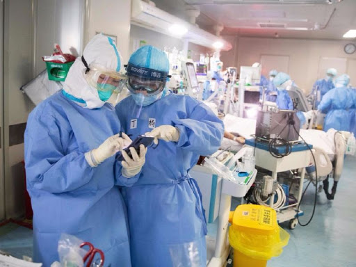 Pandemia: Con 27.001 contagios en un día, Argentina se acerca a peligroso colapso del sistema sanitario