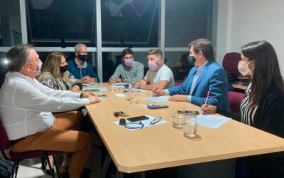Desde comunas y municipios opositores denuncian discriminación desde el Gobierno santafesino