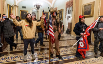 ‘Extremismo blanco’: Organismos de inteligencia se preocupan por documentarse sobre su accionar