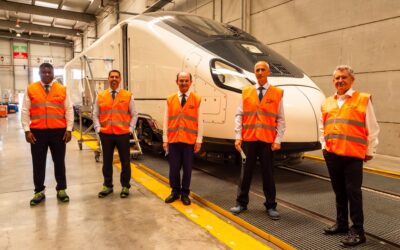 Talgo y Repsol impulsan trenes de cercanías y media distancia con hidrógeno renovable