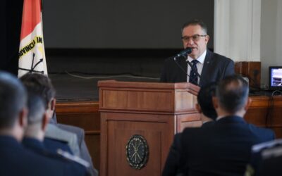 Lagna aseguró que «necesitamos una Policía profesional para trabajar en Santa Fe», al lanzar dos nuevas tecnicaturas