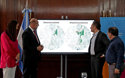 Firmaron acta acuerdo para ampliar hasta 10 mil hectáreas el Parque Nacional ‘Islas de Santa Fe’
