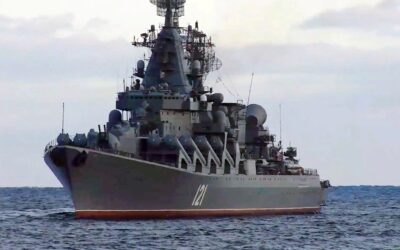 El jefe del Pentágono hizo referencia al hundimiento del buque insignia ruso ‘Moskva’