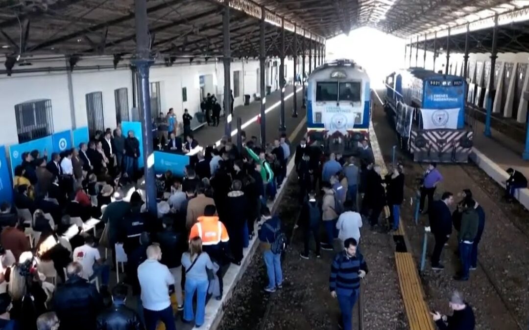 Habrá que esperar hasta julio ahora para la vuelta del servicio de trenes de pasajeros regionales en Rosario