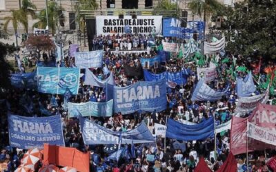 Clara García: «Vamos por cinco semanas de paro docente porque Perotti no quiso detener el conflicto»