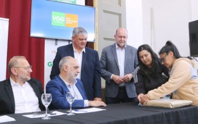 Perotti y Ricci abrieron sobres de millonaria licitación para obras de cloacas en Villa Gobernador Gálvez