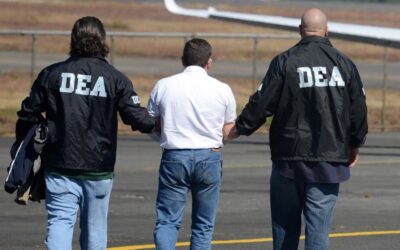 La Justicia de EE.UU. investiga millonarios contratos ilegales autorizados por la titular de la DEA