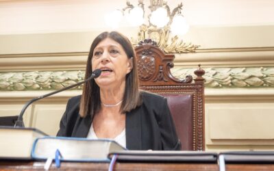 Clara García se erigió en la primera mujer en presidir la Cámara de Diputados de Santa Fe