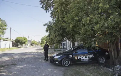 Pullaro ordenó por decreto que toda la Policía santafesina cumpla tareas preventivas en las calles