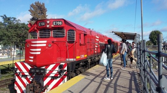 Increíble: ahora el Gobierno estudia construir un Metrobús encima del Ferrocarril Belgrano Norte