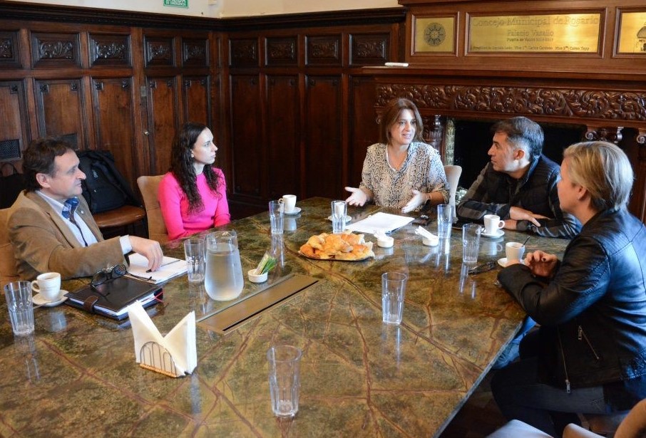 Exponen reclamos comerciantes rosarinos ante de la Oficina Municipal del Consumidor