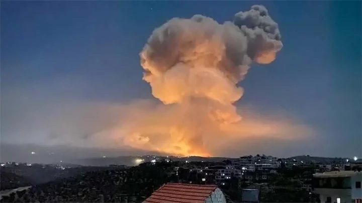 Medio Oriente sangra: Israel acrecienta criminales ataques sobre Tartus, en Siria