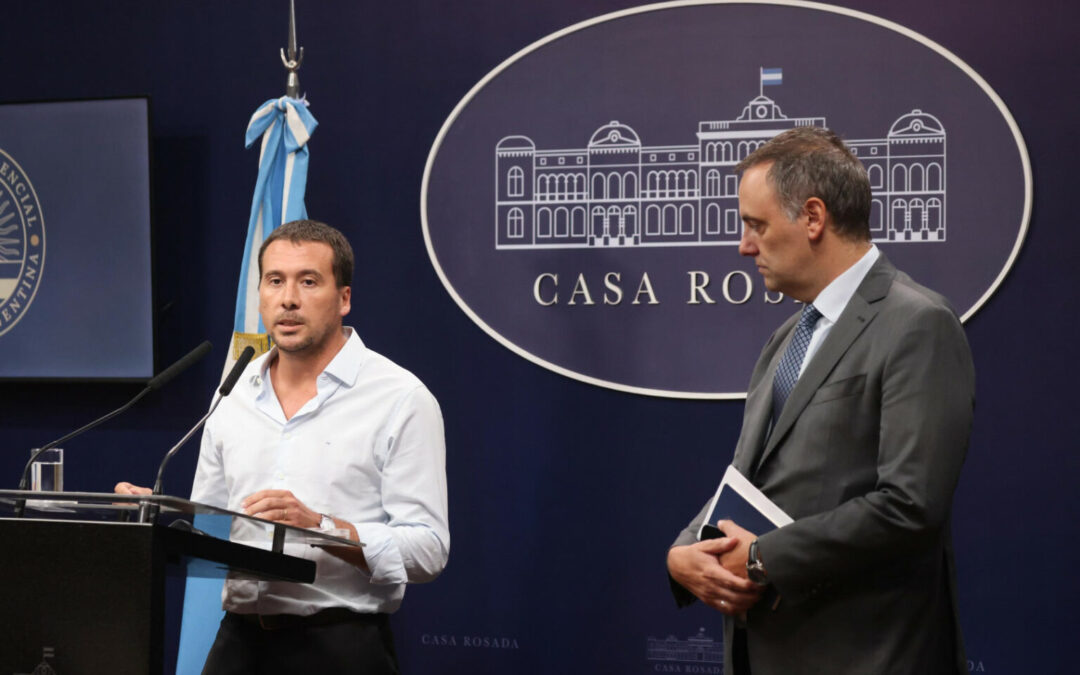 Licitación Hidrovía Paraná-Paraguay: ¡Esto es un escándalo!