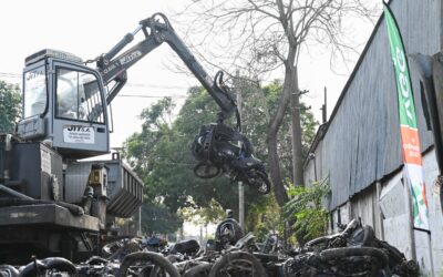 Compactaron en Villa Gobernador Gálvez más de 700 vehículos que estaban en el Corralón Municipal