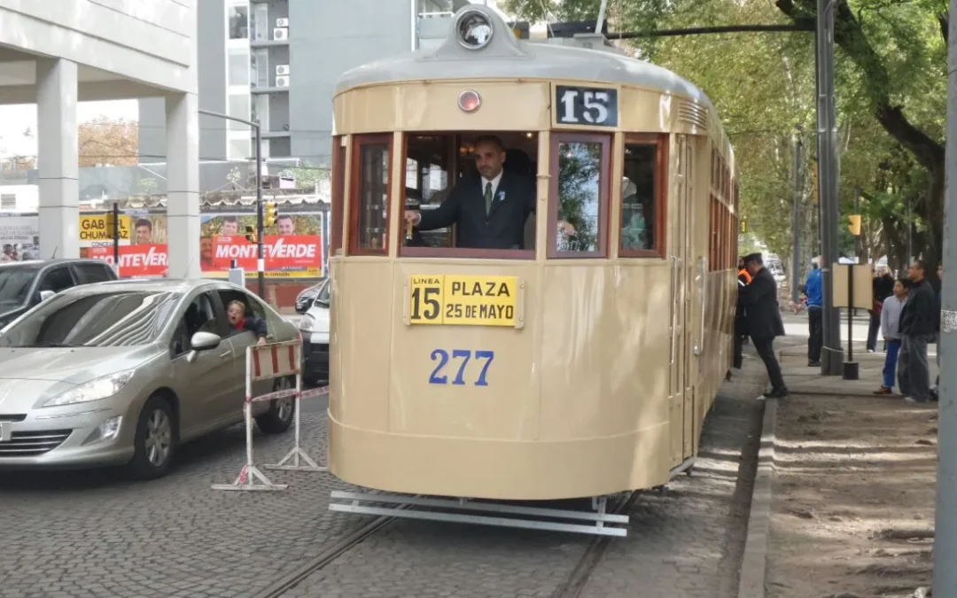 Vuelve a circular el histórico tranvía 277, tras permanecer ausente más de medio año en Rosario