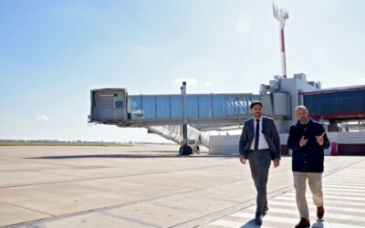 Pullaro recorrió el Aeropuerto rosarino y detalló cómo será el proceso de renovación de la pista