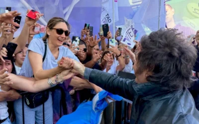 Triste y efímera estadía del Presidente Milei por el puerto santafesino en medio de la campaña política