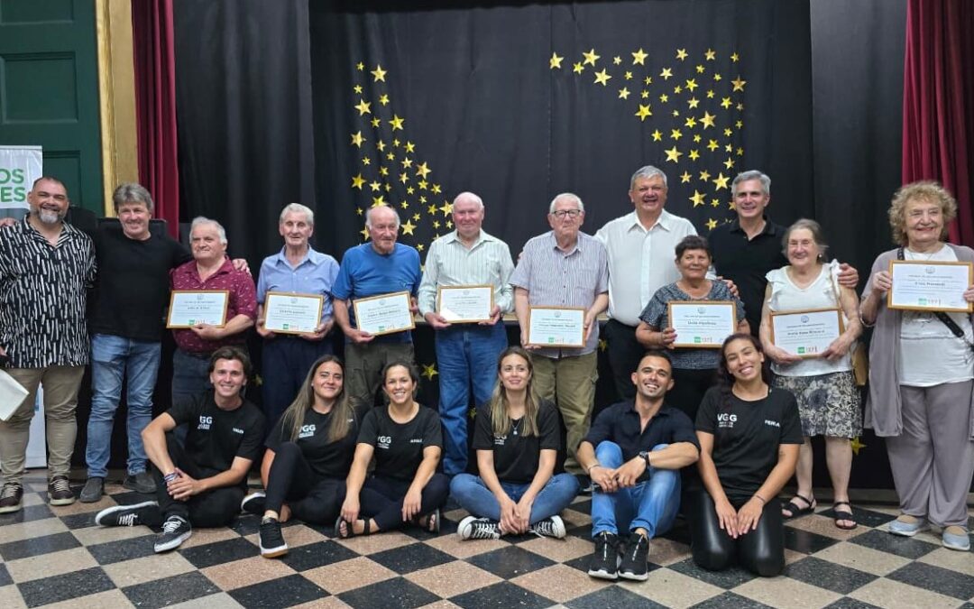 ‘Octubre Dorado’: Villa Gobernador Gálvez nombró ‘Ciudadanos Honorarios’ a ocho vecinos por habitarla desde hace 75 años
