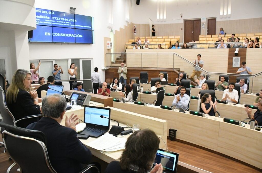 Concejales rosarinos, en sesión histórica, aprobaron unánimemente la ordenanza de autonomía municipal