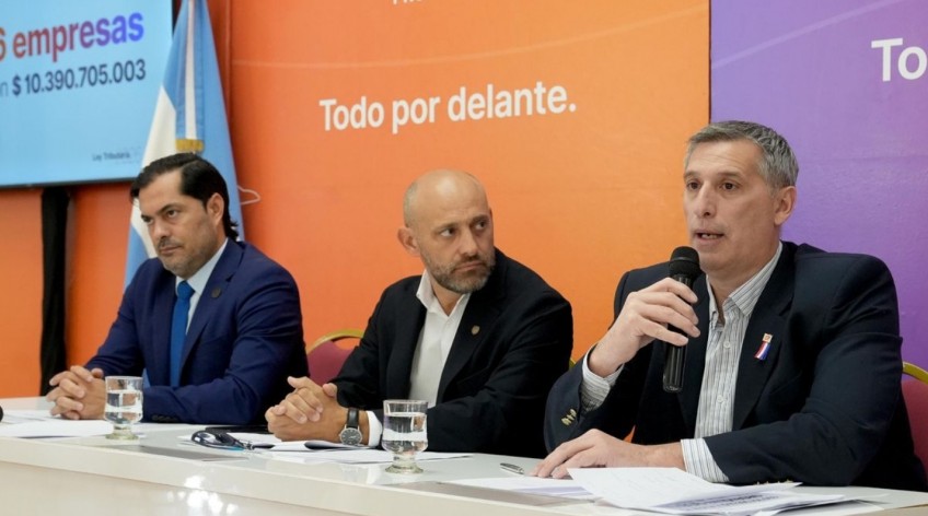 La decisión de bajar Ingresos Brutos permitió crear en Santa Fe 8.585 nuevos empleos en tres meses
