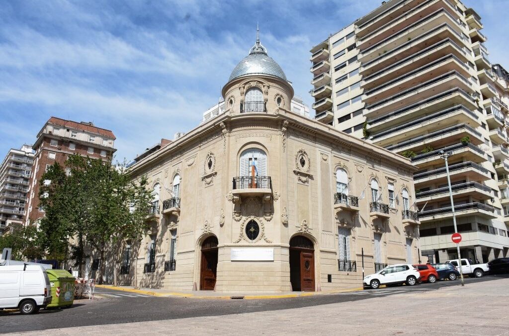 Confirman que seguirán las visitas guiadas al Concejo Municipal de Rosario durante el segundo semestre del año