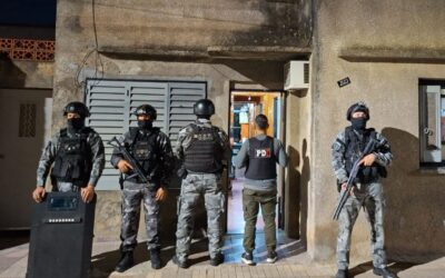 La PDI concretó 220 allanamientos, detuvo a 104 personas e incautó armas, droga, celulares y vehículos en la primera quincena de agosto