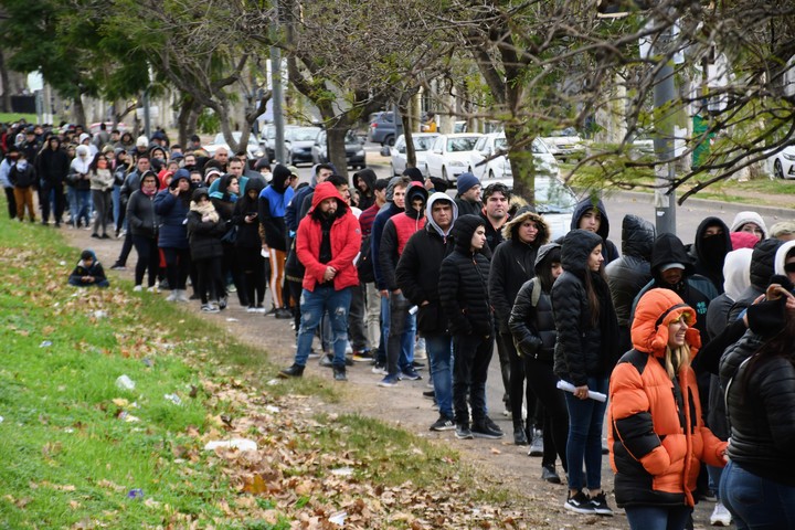 Gran Rosario: Un informe precisa que en dos años aumentó casi un 40 por ciento las personas que buscan trabajo
