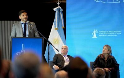 Maximiliano Pullaro llamó a jueces, fiscales, procuradores y funcionarios judiciales a «no levantarle el pie de la cabeza al delito»